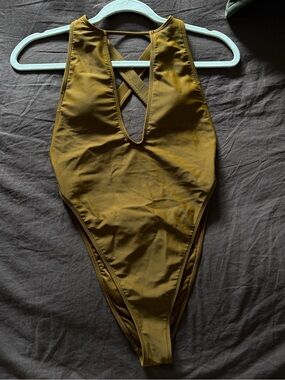 High leg one piece bathing suit